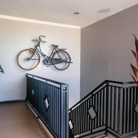 Al Abror Homestay Mandala Krida Mitra Reddoorz Джокьякарта Экстерьер фото