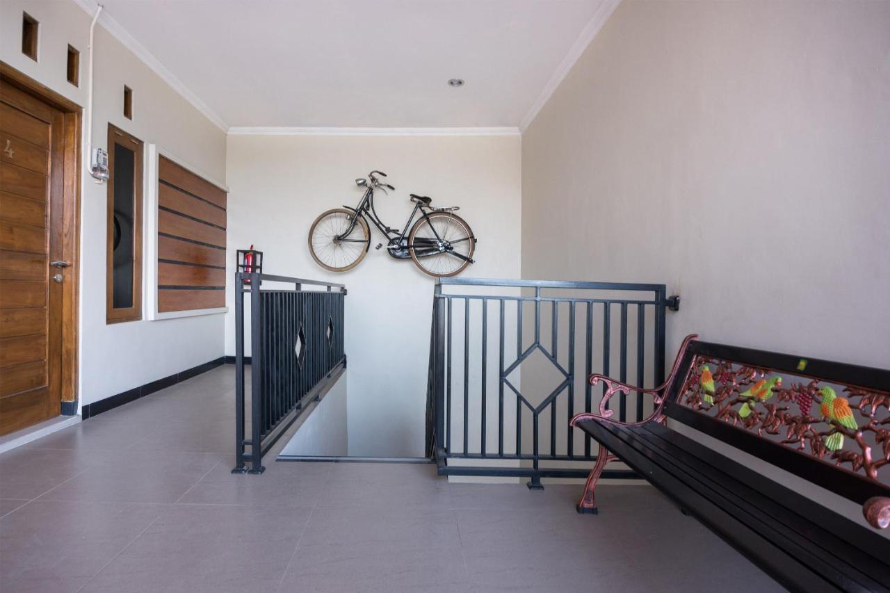 Al Abror Homestay Mandala Krida Mitra Reddoorz Джокьякарта Экстерьер фото